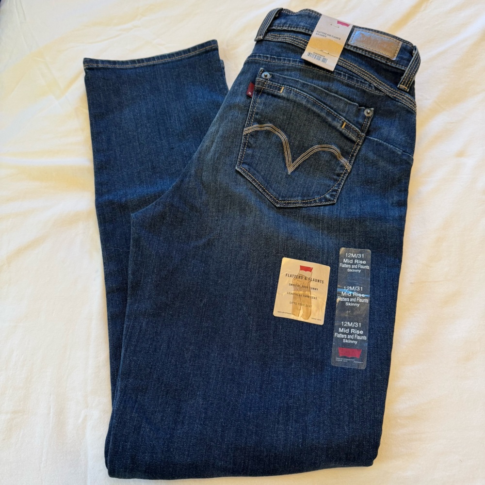 New Levi's Women Blue Stretch Flatters & Flaunts Mid Rise Skinny Leg Jeans 12M